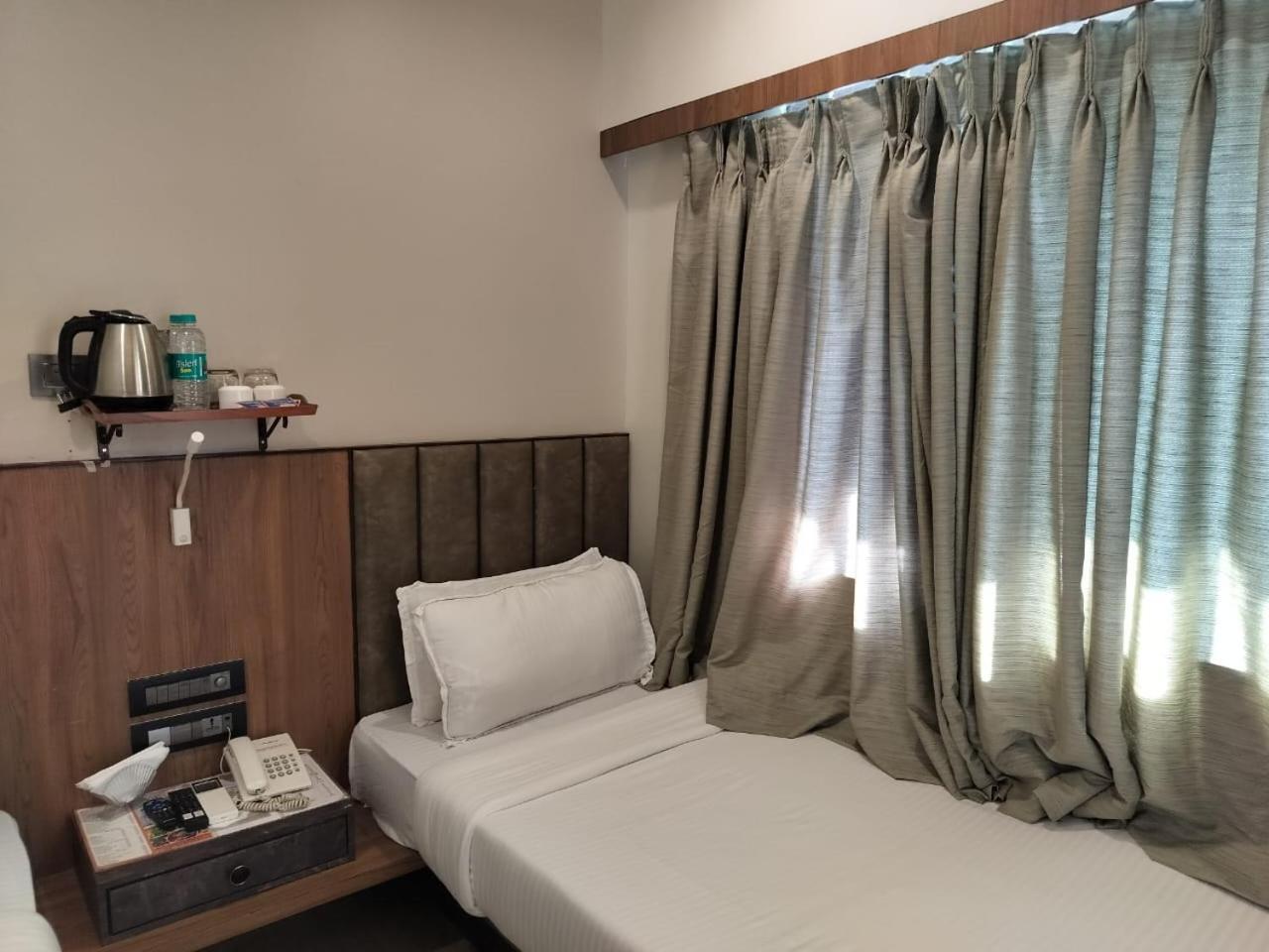 Hotel Olten Мумбаї Екстер'єр фото